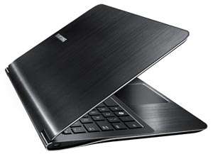  Samsung Series 9 NP900X1A A01US 11.6 Inch Laptop (Black 