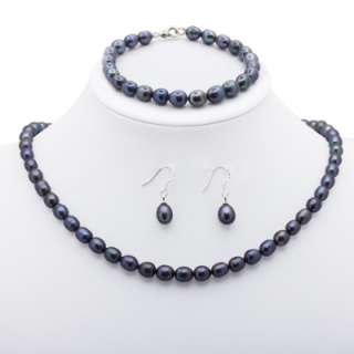   8mm freshwater cultured pearls. Pearls make great gift for women of