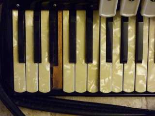 Grand Palmer Hughes 120 bass Titano (Organette Tube Chamber) accordion