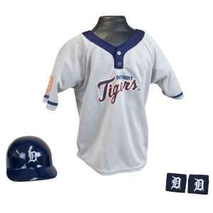 Detroit Tigers Baseball Helmet And Jersey Set:  Sports 