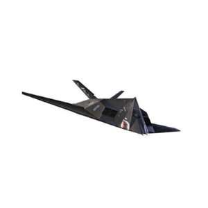  F 117A Nighthawk Stealth Fighter 1/48 Revell Germany Toys 