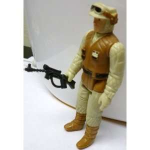   HOTH GEAR 4 FIGURE WITH WEAPON EMPIRE STRIKES BACK 
