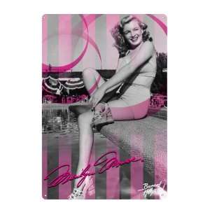  Marilyn Monroe Pink Metal Sign 