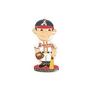  Baseball Pin   Atlanta Braves Bobble Head Pin by Aminco 