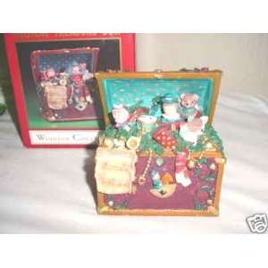  Musical Christmas Treasure Toy Box: Everything Else