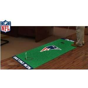  New England Patriots NFL Putting Green Mat: Sports 