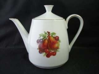 Bareuther Waldsassen Bavaria Germany #221 Fruit Teapot  