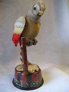   Marx PETE THE PARROT talking bird tin toy 1962 antique bird !!!  