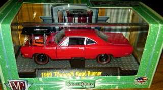 1969 PLYMOUTH ROAD RUNNER, 1:64 SCALE, DIE CAST, DETROIT CRUISERS 