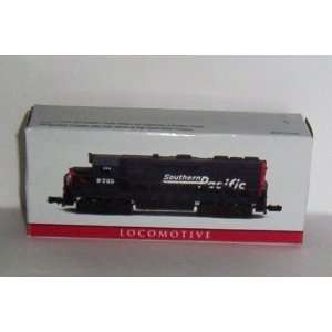  Southern Pacific Locomotive 9725 Gray Engine Car (Licensed 