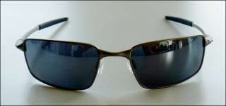Oakley Square Wire Sunglasses Light/Black Iridium NEW 700285059877 