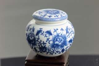 Peony Chinese Porcelain Ceramic Tea Caddy For 50g Tea  