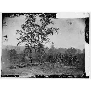   , Maryland. Burying the dead Confederate soldiers: Home & Kitchen