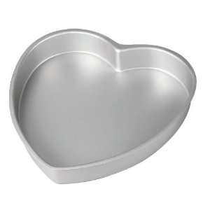  Wilton 9 Inch Heart Pan