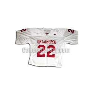  White No. 22 Game Used Oklahoma Nike Football Jersey (SIZE 