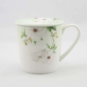   China Moonlight Flower Mug Set with Lid:  Kitchen & Dining