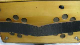 Hohner 10 Button Vintage Accordion, Marca Registrada, 4 Bass, 10 
