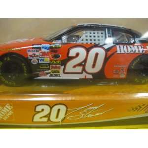    ACTION #20 TONY STEWART   HOME DEPOT   1:24 SCALE: Toys & Games