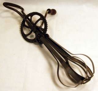 EARLY 1908 HAND CAST IRON EGG BEATER MIXER  