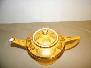 Vintage Hall China Gold Rim 6 Cup Teapot  