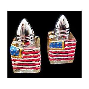 Americas Flag Design   Hand Painted   Mini Salt & Pepper Set   .5 oz 