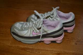 Girls Nike Shoxs Size 1Y Tennis Shoes Pink/Tan/Brown  