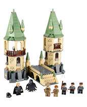 Protect Hogwarts against Lord Voldemorts evil followers with the LEGO 