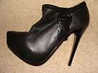 WILD PAIR BLACK LEATHER ANKLE BOOTS Size:6 1/2