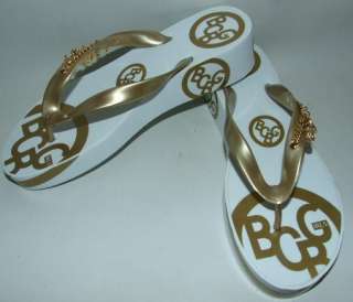 BCBGIRLS French Gold & White Sandals Thongs Shoes 7 B  