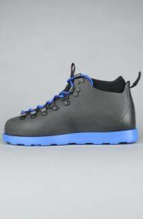 Native The Fitzsimmons Pop Pack Boot in Jiffy Black and Empire Blue 
