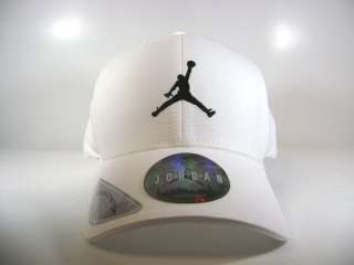 216342 106 New Jordan FITS LIKE A GLOVE CAP white/black  