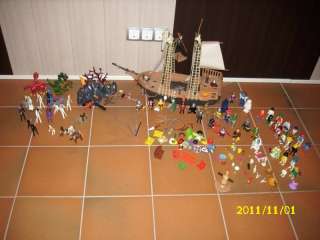 Paket Playmobil Piraten Ritter Drachen Pferde Figuren Schiff in Hessen 