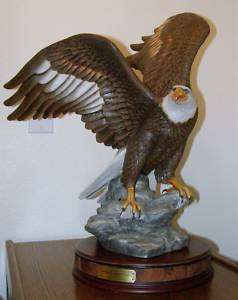   Majestic American Eagle ~ Stands 21 Tall ~ The Franklin Mint  
