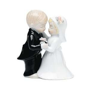  Small Wedding Cake Topper   Cute Couple Figurine